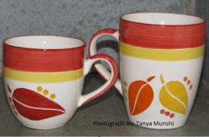 tea and coffe mugs at mother earth
